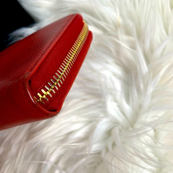 Prada Saffiano long zipper wallet - Picture 13 of 13